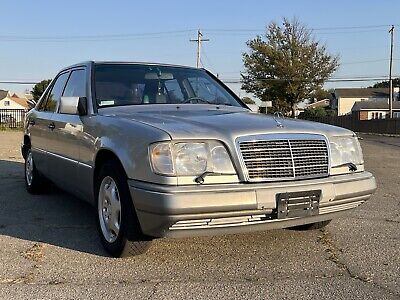 Mercedes-Benz-E-Class-1995-Grey-188293-8