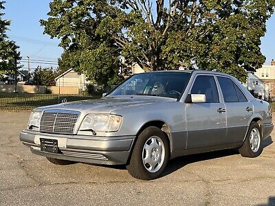 Mercedes-Benz E-Class  1995 à vendre