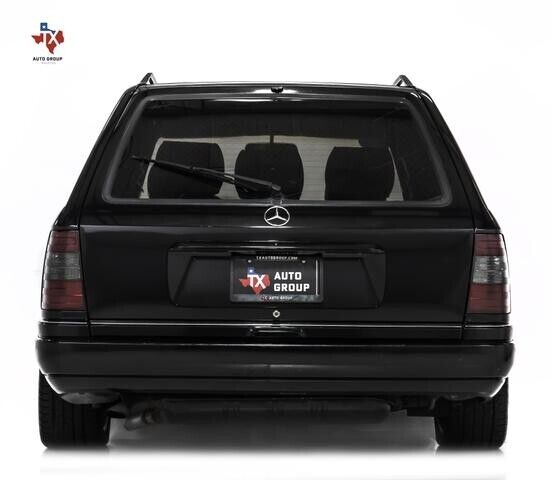 Mercedes-Benz-E-Class-Break-1995-Black-Black-339292-8