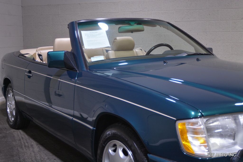 Mercedes-Benz-E-Class-Cabriolet-1995-BRILLIANT-EMERALD-PARCHMENT-LEATHER-53152-10