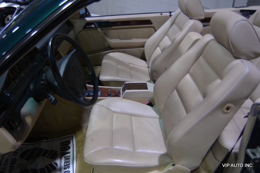 Mercedes-Benz-E-Class-Cabriolet-1995-BRILLIANT-EMERALD-PARCHMENT-LEATHER-53152-28