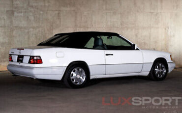 Mercedes-Benz-E-Class-Cabriolet-1995-White-Gray-87954-1