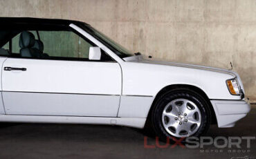 Mercedes-Benz-E-Class-Cabriolet-1995-White-Gray-87954-11