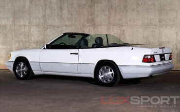 Mercedes-Benz-E-Class-Cabriolet-1995-White-Gray-87954-2