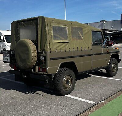 Mercedes-Benz-G-Class-SUV-1980-Green-Green-60384-5