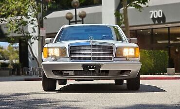 Mercedes-Benz-S-Class-Berline-1986-White-Gray-136731-3