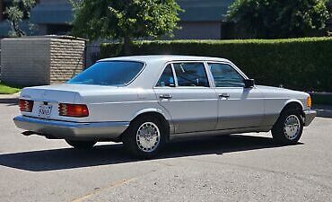 Mercedes-Benz-S-Class-Berline-1986-White-Gray-136731-7