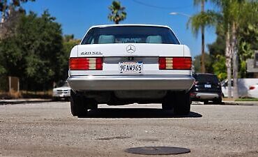 Mercedes-Benz-S-Class-Berline-1986-White-Gray-136731-9