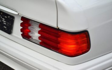 Mercedes-Benz-S-Class-Limousine-1986-White-Red-114666-20