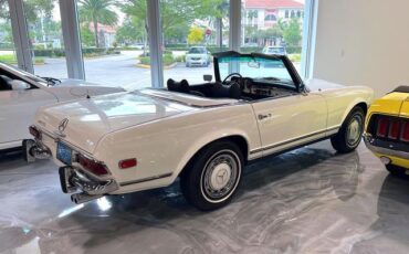 Mercedes-Benz-SL-Class-1968-White-Blue-32187-2