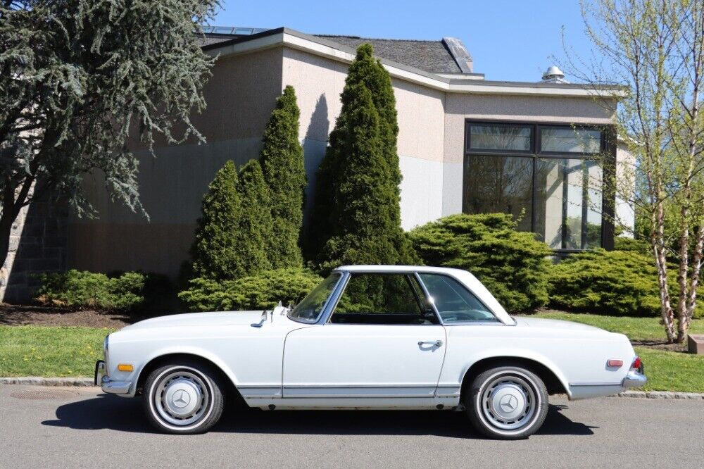 Mercedes-Benz-SL-Class-1969-White-Black-0-6