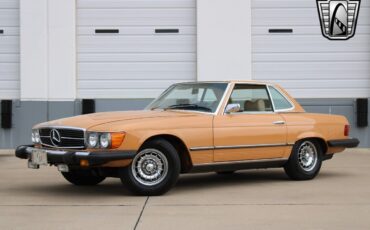 Mercedes-Benz-SL-Class-1975-Yellow-Tan-250737-2