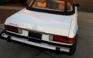 Mercedes-Benz-SL-Class-1976-CLASSIC-WHITE-RARE-PARCHMENT-ORIGINAL-94122-28