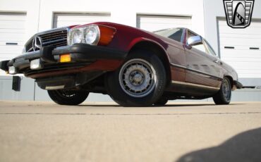 Mercedes-Benz-SL-Class-1977-Maroon-Tan-120656-3