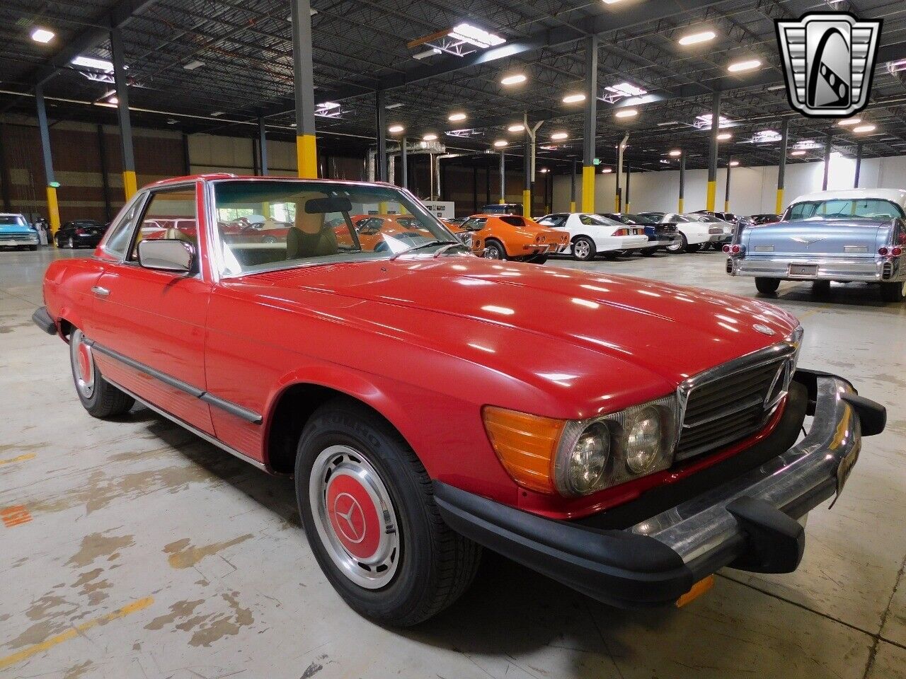 Mercedes-Benz-SL-Class-1977-Red-Tan-143938-5