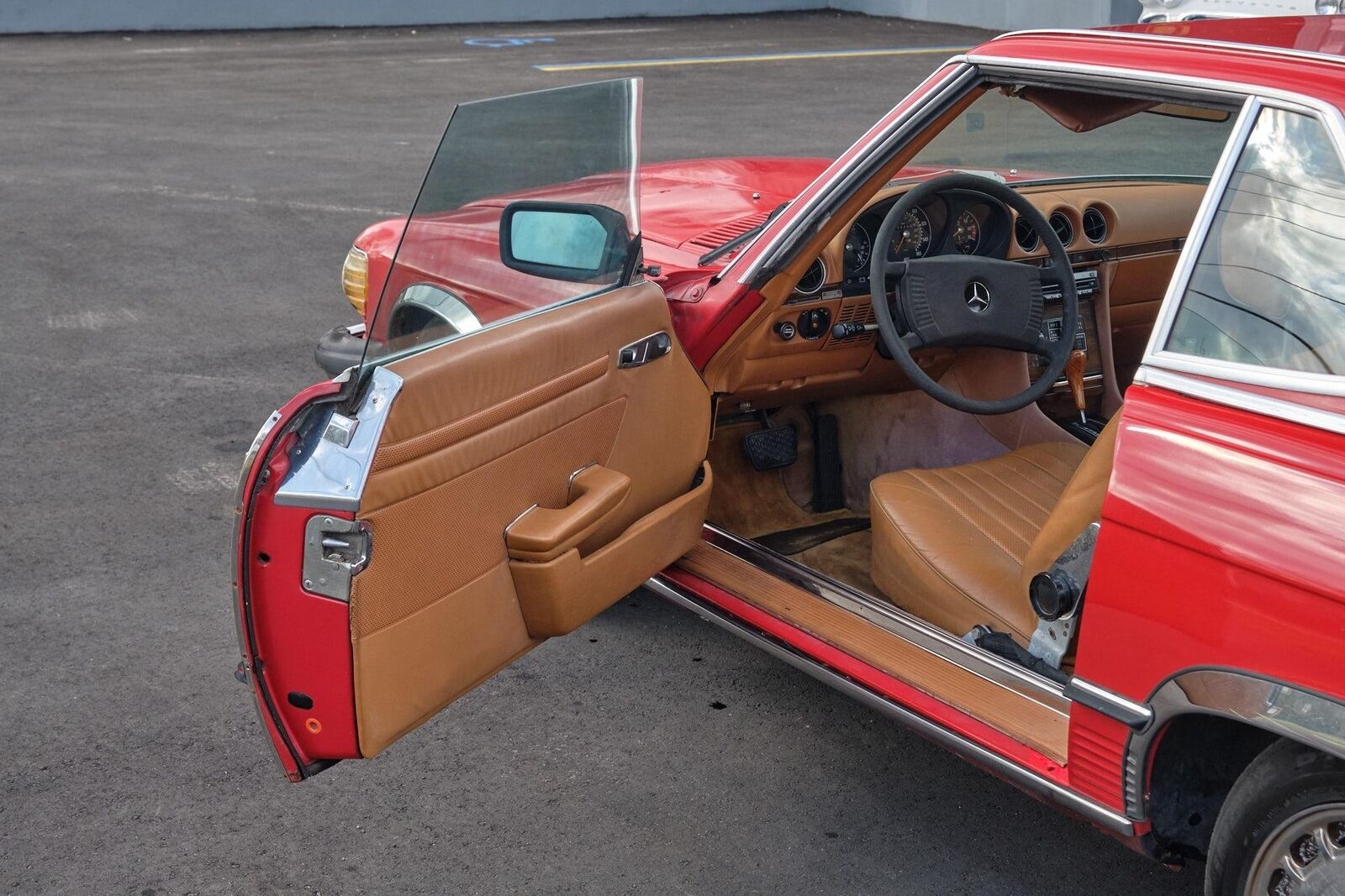 Mercedes-Benz-SL-Class-1978-Red-Tan-86036-11