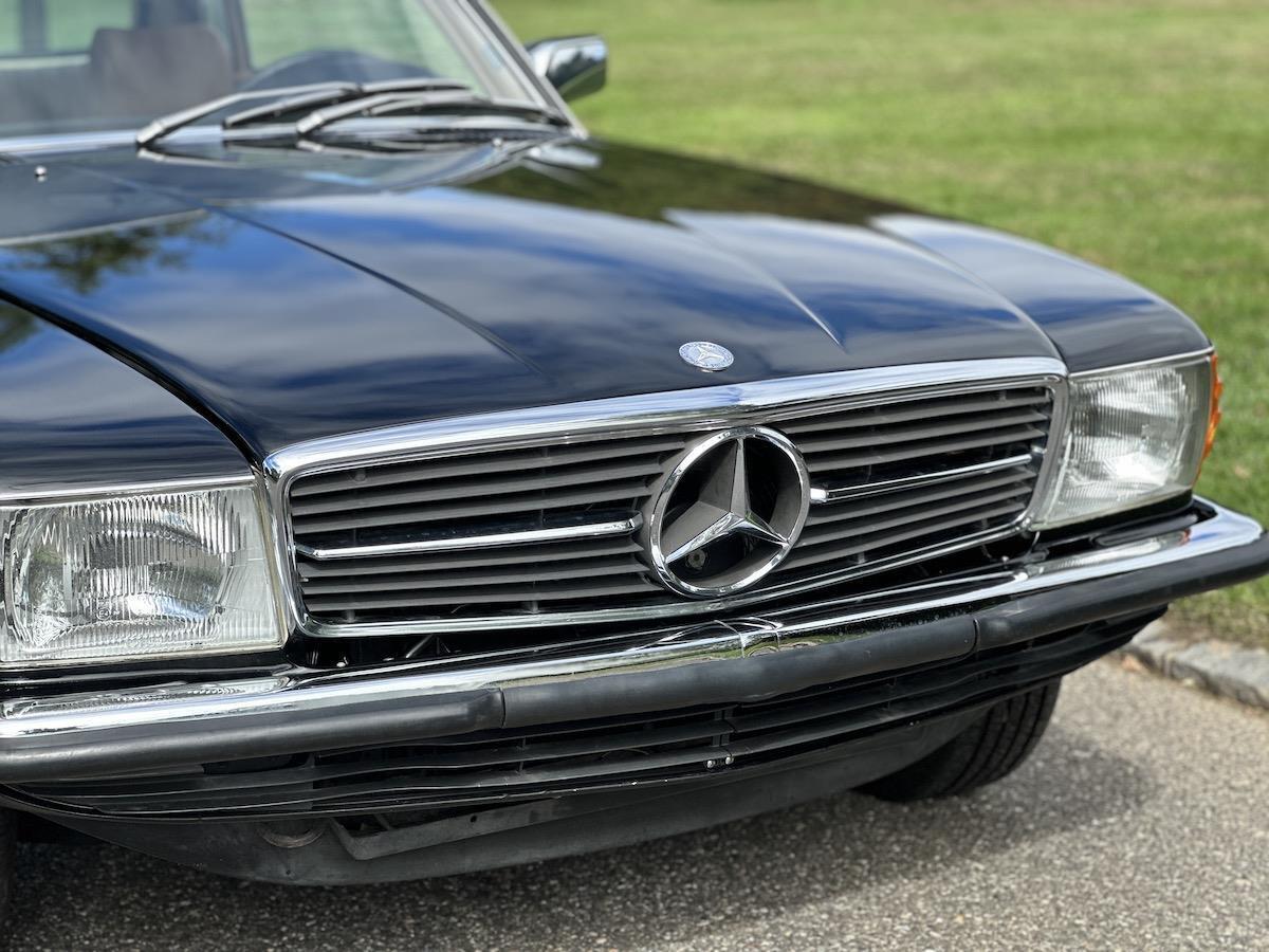 Mercedes-Benz-SL-Class-1980-Black-Tan-45050-25