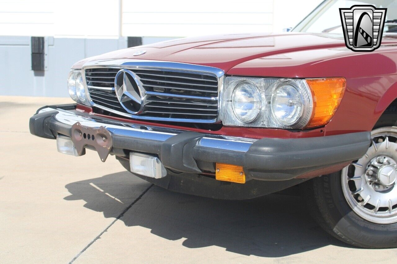 Mercedes-Benz-SL-Class-1980-Red-Tan-118599-7