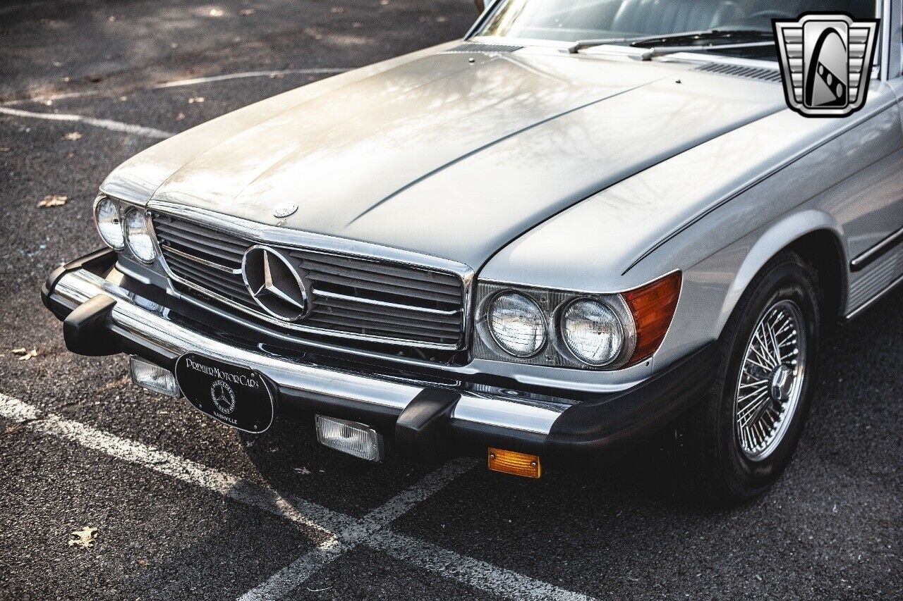 Mercedes-Benz-SL-Class-1985-Gray-Gray-152312-10