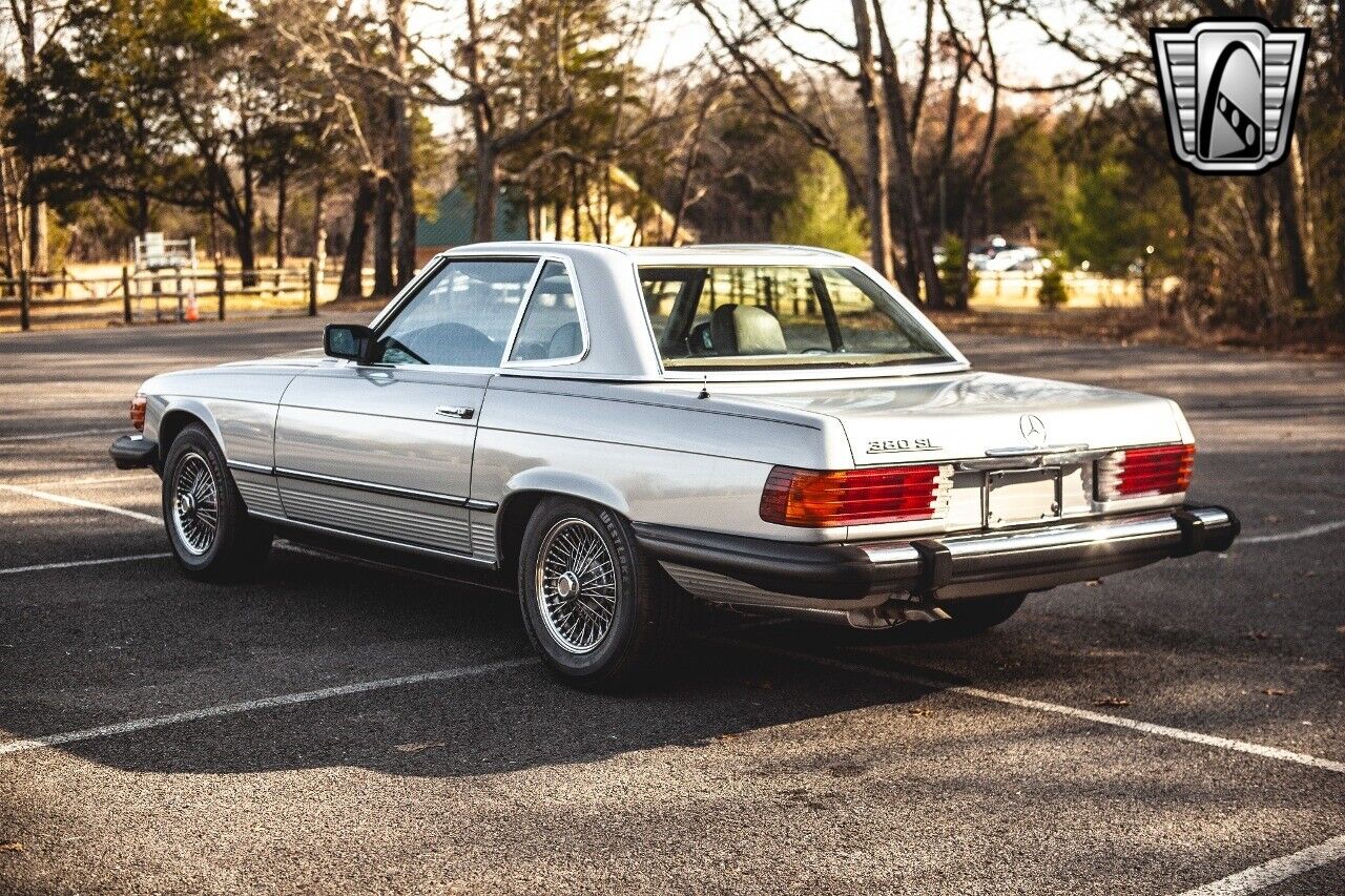 Mercedes-Benz-SL-Class-1985-Gray-Gray-152312-4