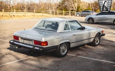 Mercedes-Benz-SL-Class-1985-Gray-Gray-152312-6