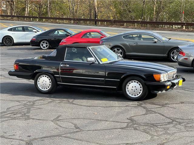 Mercedes-Benz-SL-Class-1987-Black-Gray-110290-15