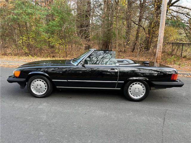 Mercedes-Benz-SL-Class-1987-Black-Gray-110290-6