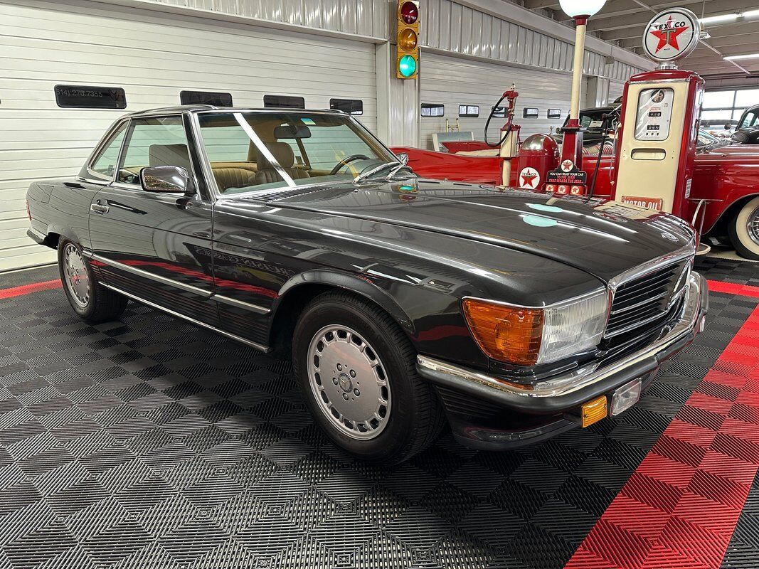 Mercedes-Benz SL-Class  1989