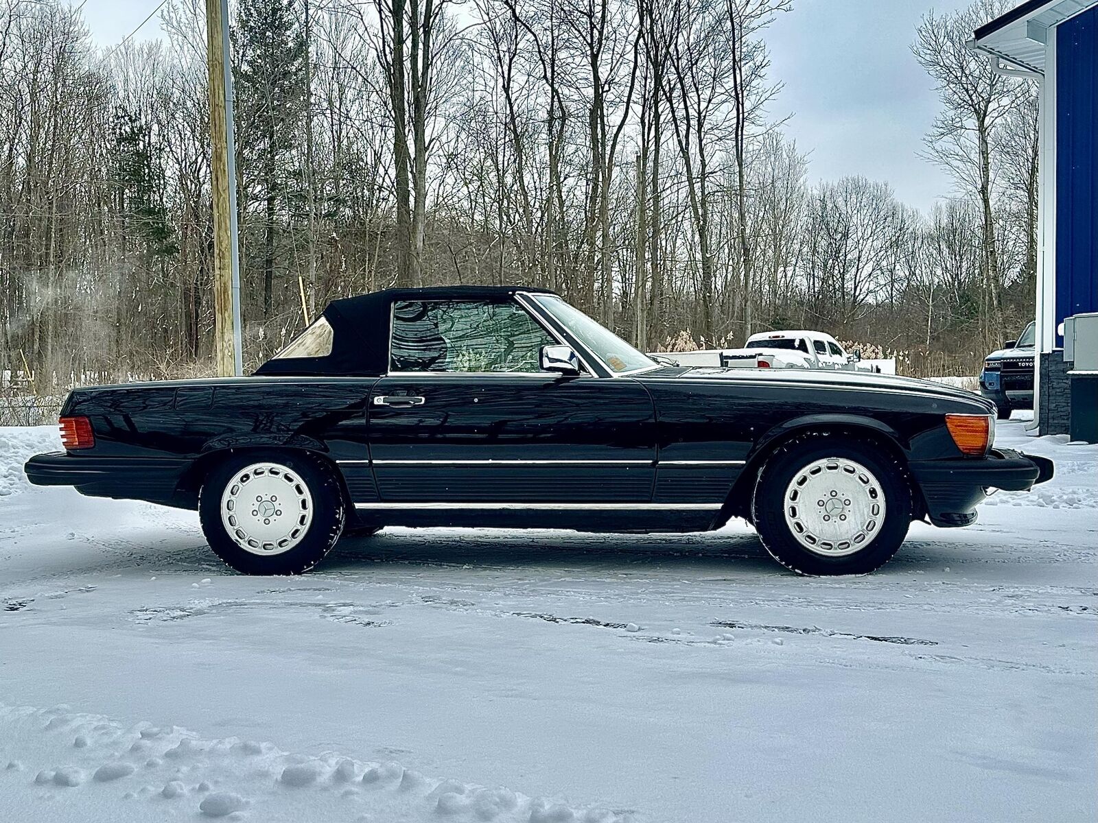 Mercedes-Benz-SL-Class-1989-Black-Gray-132459-7