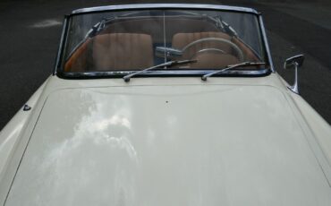 Mercedes-Benz-SL-Class-Cabriolet-1961-White-Brown-99999-7