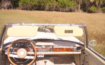 Mercedes-Benz-SL-Class-Cabriolet-1965-16153-5