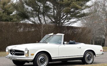 Mercedes-Benz-SL-Class-Cabriolet-1969-White-Blue-33574-18