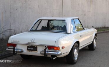 Mercedes-Benz-SL-Class-Cabriolet-1969-White-Green-135693-19