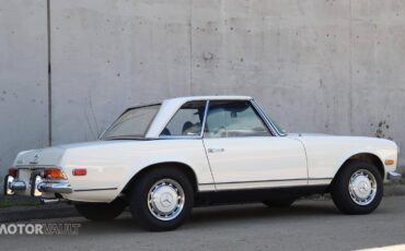 Mercedes-Benz-SL-Class-Cabriolet-1969-White-Green-135693-22