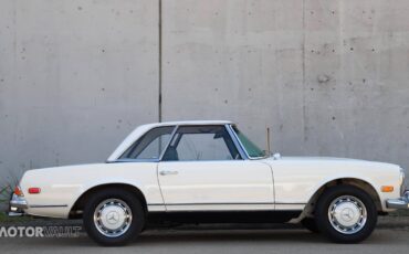 Mercedes-Benz-SL-Class-Cabriolet-1969-White-Green-135693-24