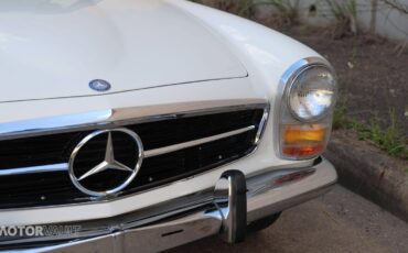 Mercedes-Benz-SL-Class-Cabriolet-1969-White-Green-135693-32