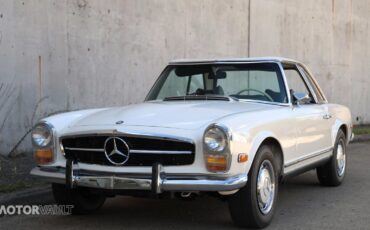 Mercedes-Benz-SL-Class-Cabriolet-1969-White-Green-135693-4