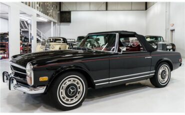 Mercedes-Benz-SL-Class-Cabriolet-1970-Black-Red-61123-1