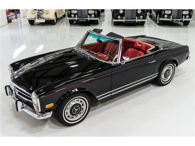 Mercedes-Benz-SL-Class-Cabriolet-1970-Black-Red-61123-10