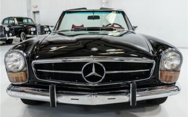 Mercedes-Benz-SL-Class-Cabriolet-1970-Black-Red-61123-4