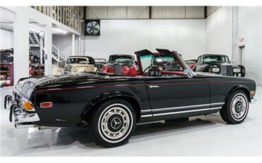 Mercedes-Benz-SL-Class-Cabriolet-1970-Black-Red-61123-6