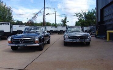 Mercedes-Benz-SL-Class-Cabriolet-1970-Pewter-Black-55630-15