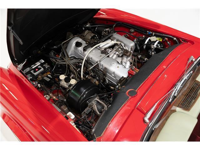 Mercedes-Benz-SL-Class-Cabriolet-1971-Red-Parchment-134610-21