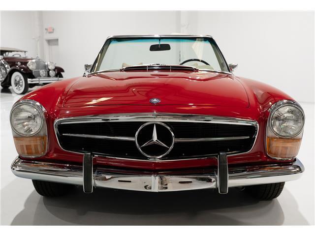 Mercedes-Benz-SL-Class-Cabriolet-1971-Red-Parchment-134610-4