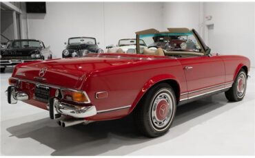 Mercedes-Benz-SL-Class-Cabriolet-1971-Red-Parchment-134610-7