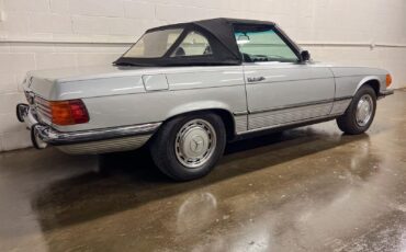 Mercedes-Benz-SL-Class-Cabriolet-1972-Gray-Black-154616-26