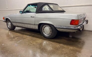 Mercedes-Benz-SL-Class-Cabriolet-1972-Gray-Black-154616-8