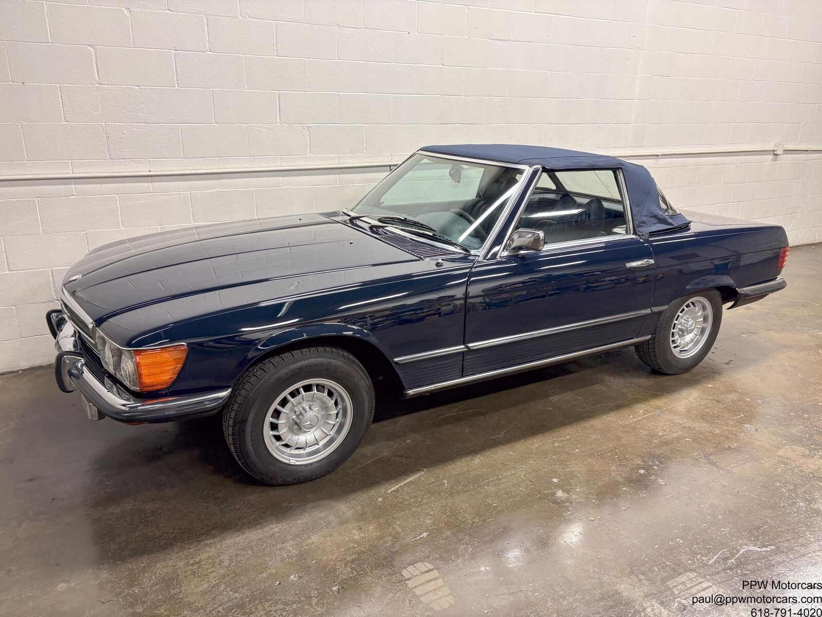 Mercedes-Benz-SL-Class-Cabriolet-1973-Blue-Blue-79447-10