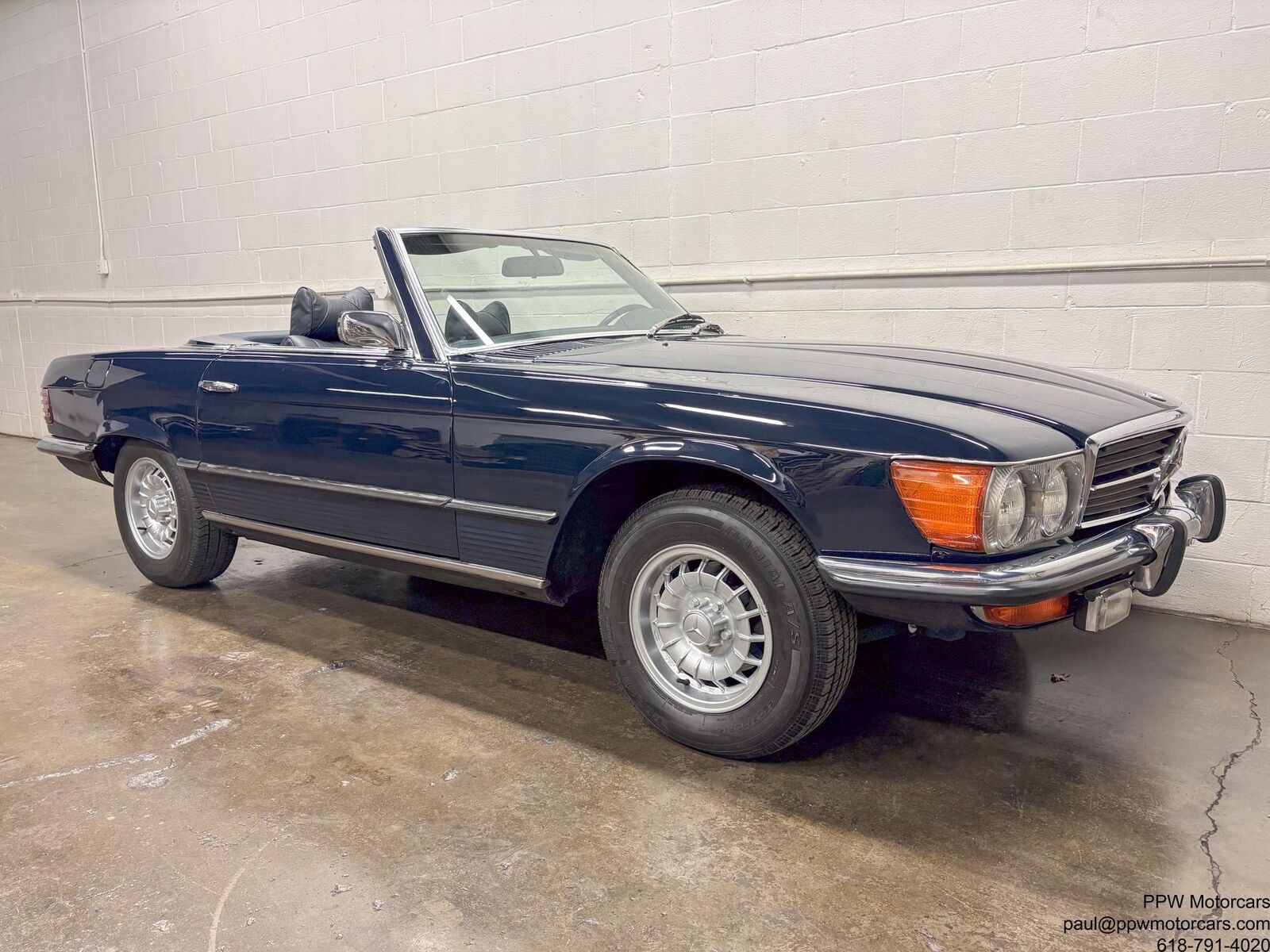 Mercedes-Benz-SL-Class-Cabriolet-1973-Blue-Blue-79447-19