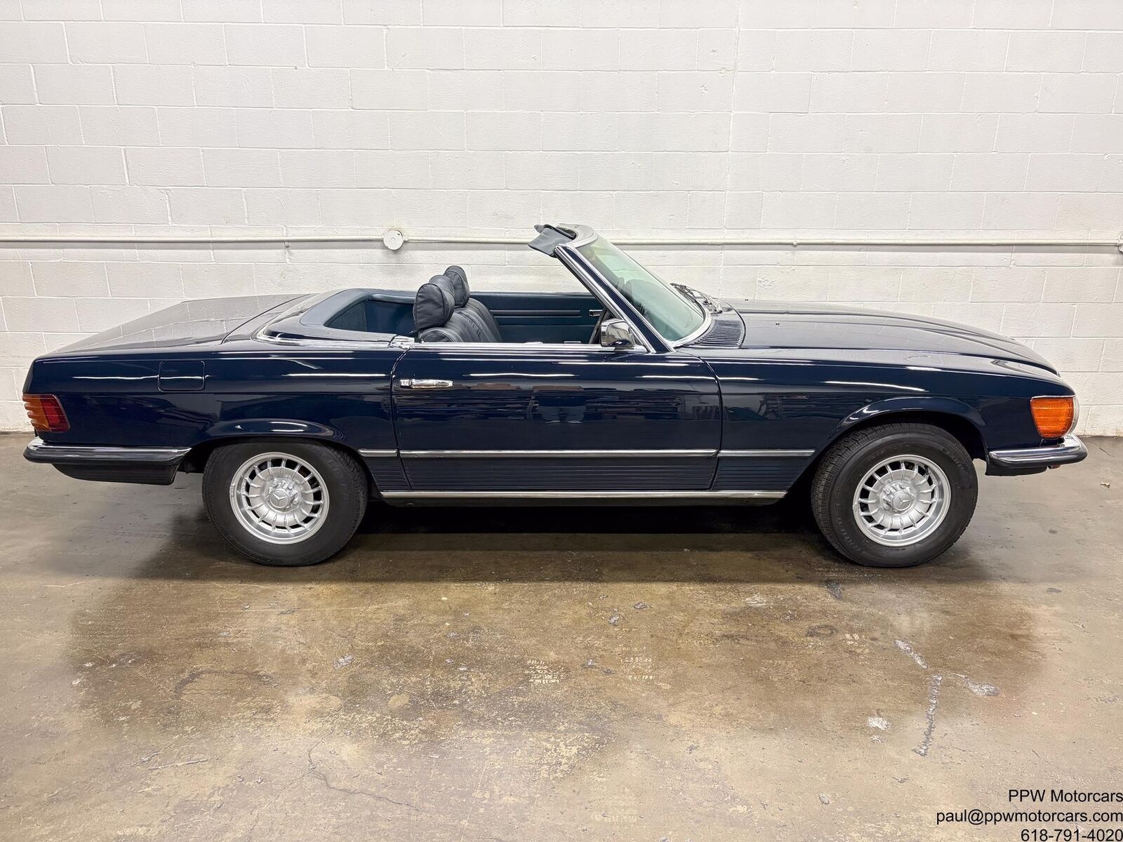 Mercedes-Benz-SL-Class-Cabriolet-1973-Blue-Blue-79447-21